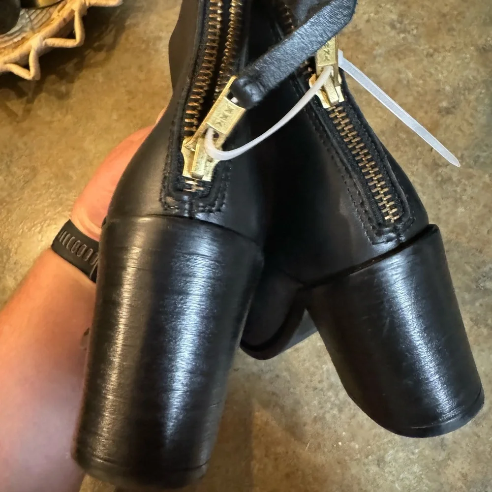 Nisolo Dari Commuter Boot, Size 6.5, New - Picture 2 of 8